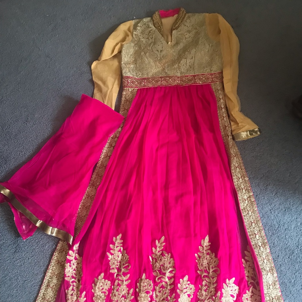 Gorgeous floor length dress